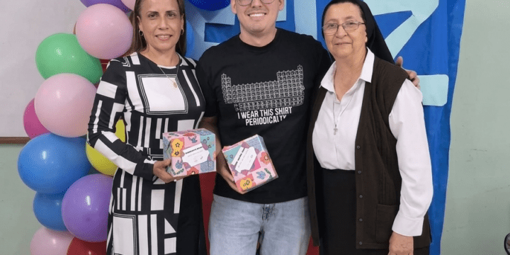 Celebrando al  Docente Mercedario